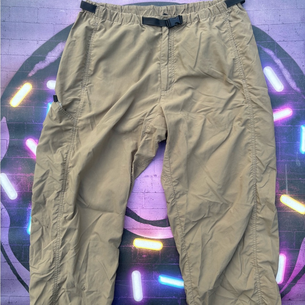 Patagonia Lightweight 100% Nylon Adjustable Waist Khaki Beige Pants Mens Large